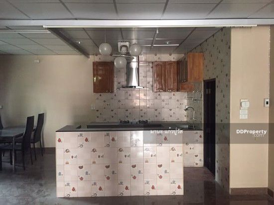 ให้เช่า-บ้านเดี่ยว2ชั้น-40ตรว-อยู่ถนน-ลาดพร้าว-ใกล้แยกรัชดา-ให้เช่า24000-เดือน