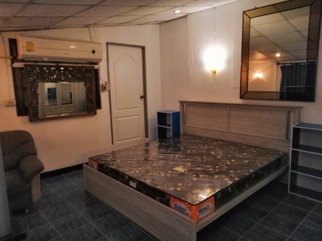 ให้เช่าบ้านในสวนในบรรยากาศร่มรื่นมี-4ห้องนอน4ห้องน้ำ4แอร์-เหมาะทำเป็นที่พักผ่อนอยู่อาศัย-อุตสาหกรรม