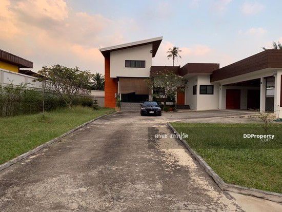 ให้เช่า-บ้านเดี่ยว-2-ชั้น-250-ตารว-อยู่ถนน-เพชรเกษม-64-มีสระว่ายน้ำส่วนตัว-ให้เช่า-80000-เดือน