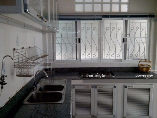 ให้เช่า-บ้านเดี่ยว-2ชั้น-57-ตรว-อยู่ถนนร่มเกล้า-เยื้องกับมหาลัยเกษมบัณฑิต-ให้เช่า-16000-เดือน