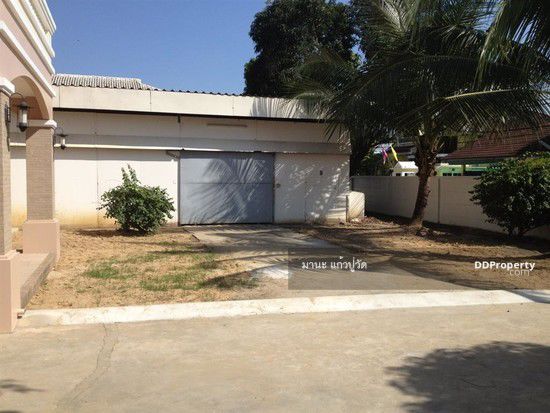 ให้เช่า-บ้านเดี่ยว2ชั้น-250ตรว-3ห้องนอน-4ห้องน้ำ-1ห้องแม่บ้าน-พร้อมโกดังข้างบ้านอีก200ตรม