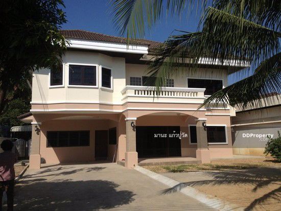 ให้เช่า-บ้านเดี่ยว2ชั้น-250ตรว-3ห้องนอน-4ห้องน้ำ-1ห้องแม่บ้าน-พร้อมโกดังข้างบ้านอีก200ตรม