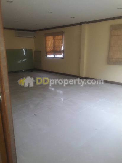 ให้เช่า-บ้านเดี่ยว2ชั้น-74ตรว-4ห้องนอน-4ห้องน้ำ-อยู่-ถนน-สามัคคี-ประชาชื่น-ใกล้-4แยกพงษ์เพชร