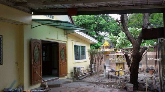 ให้เช่า-บ้านเดี่ยว2ชั้น-74ตรว-4ห้องนอน-4ห้องน้ำ-อยู่-ถนน-สามัคคี-ประชาชื่น-ใกล้-4แยกพงษ์เพชร