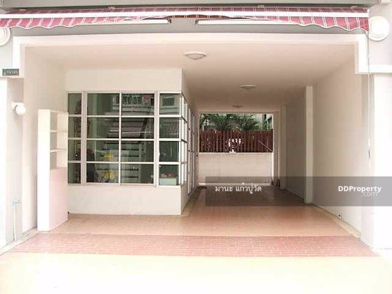 ให้เช่า-โฮมออฟฟิศ4ชั้น-30ตรว-หลังหัวมุม-โครงการกลางเมือง-ถโรลคอลโรด-ให้เช่า38000-เดือน