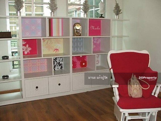 ให้เช่า-โฮมออฟฟิศ4ชั้น-30ตรว-หลังหัวมุม-โครงการกลางเมือง-ถโรลคอลโรด-ให้เช่า38000-เดือน