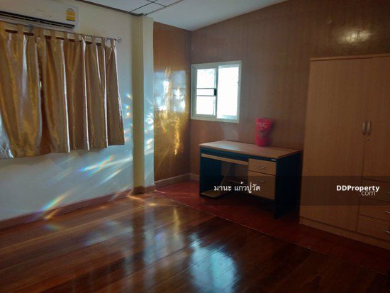 ให้เช่า-บ้านเดี่ยว2ชั้น-70-ตรว-เข้าออกลาดพร้าว64ได้-ใกล้บิ๊กซีอิมพีเรียลลาดพร้าว