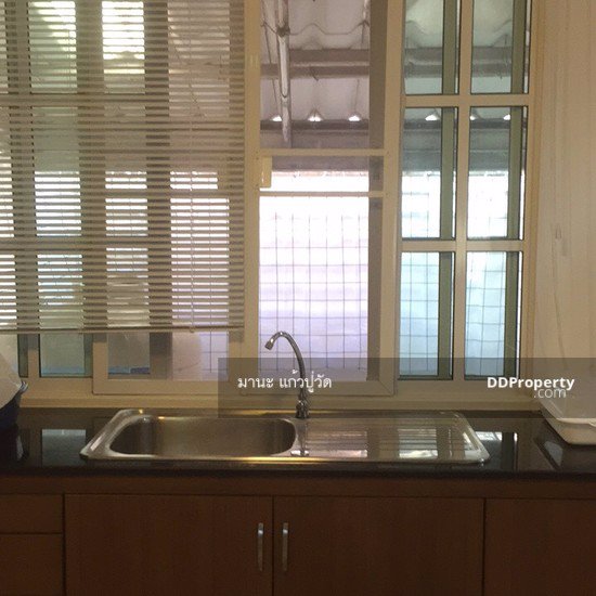 ให้เช่า-ทาวน์โฮม-3-ชั้นครึ่งเล่นระดับ-พื้นที่-25-ตรว-อยู่โครงการหมู่บ้าน-plus-city-park-ถนนหัวหมาก