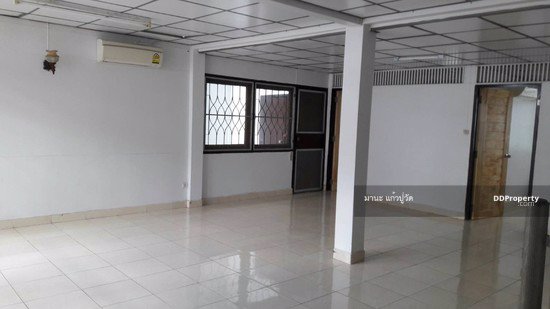 ให้เช่า-บ้านเดี่ยว2ชั้น-พื้นที่62ตรว-มี5ห้องนอน-3ห้องน้ำ-ถนน-ลาดพร้าว96-ใกล้ฟู๊ดแลนด์