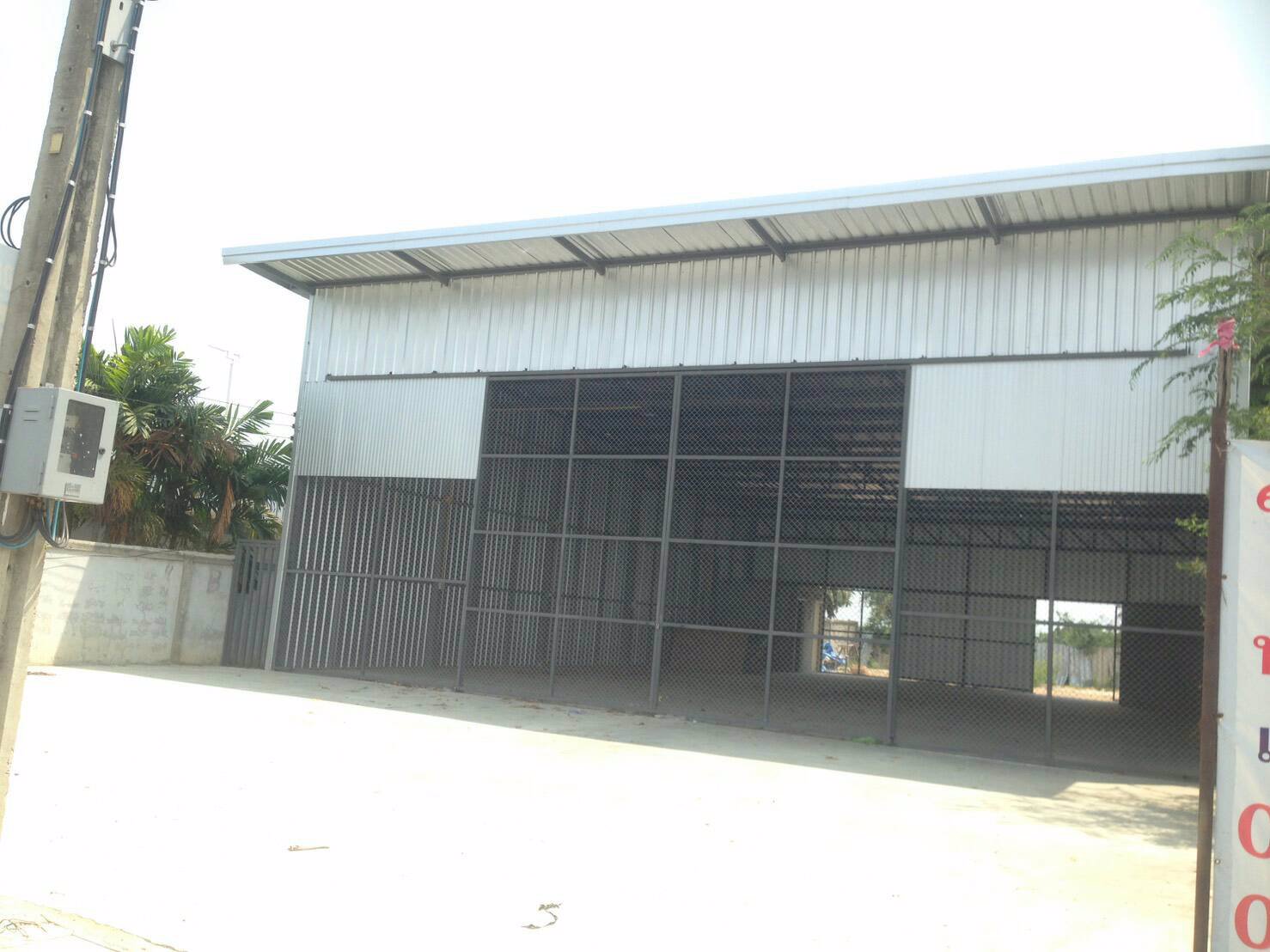 โกดังให้เช่า-อยู่ถนนติด-ถนนเจ้าคุณทหารเขต-ลาดกระบังให้เช่าถูกมาก-170-ตารางวาให้เช่าเพียง-45000-บาท