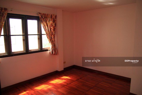 ให้เช่า-บ้านแฝด3ชั้น-25ตรว-4ห้องนอน-3ห้องน้ำ-ถนน-อินทามระ40-ใกล้mrtสุทธิสาร-ให้เช่า27000-เดือน