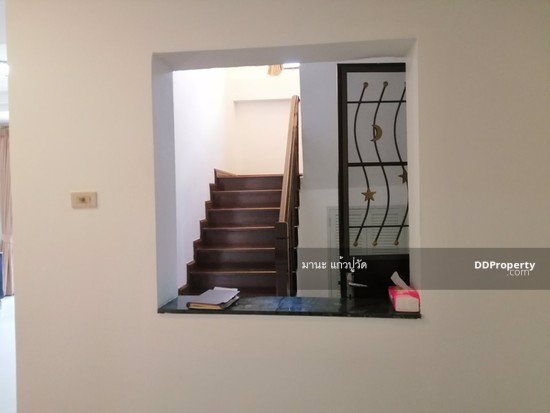 ให้เช่า-ขาย-บ้านเดี่ยว2ชั้น-60ตรวอยู่ถนน-วัชรพล-ใกล้รรรัตนโกสินทร์-ให้เช่า18000-เดือน-ขาย49ล้าน