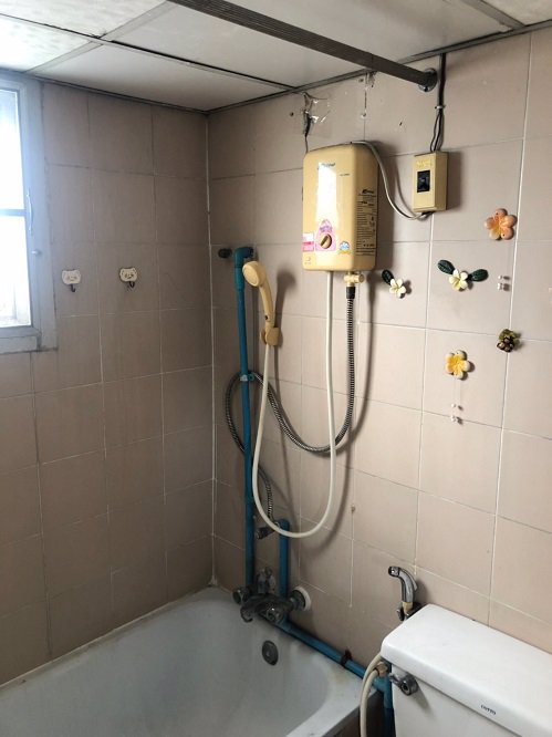 ให้เช่าคอนโด-คอนโดนนท์ทาวเวอร-3800บาท-มีแอร์-ติดmrtสาธารณสุข-ตู้เสื้อผ้า-เตียง-นำ้อุ่น