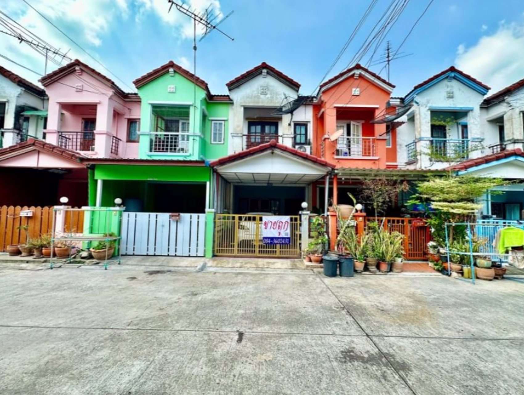 ขายด่วน-ขายถูก-ต้นโครงการ-หมู่บ้านฟ้ารังสิต-คลองสี่-ซอย-1-ต้นโครงการ