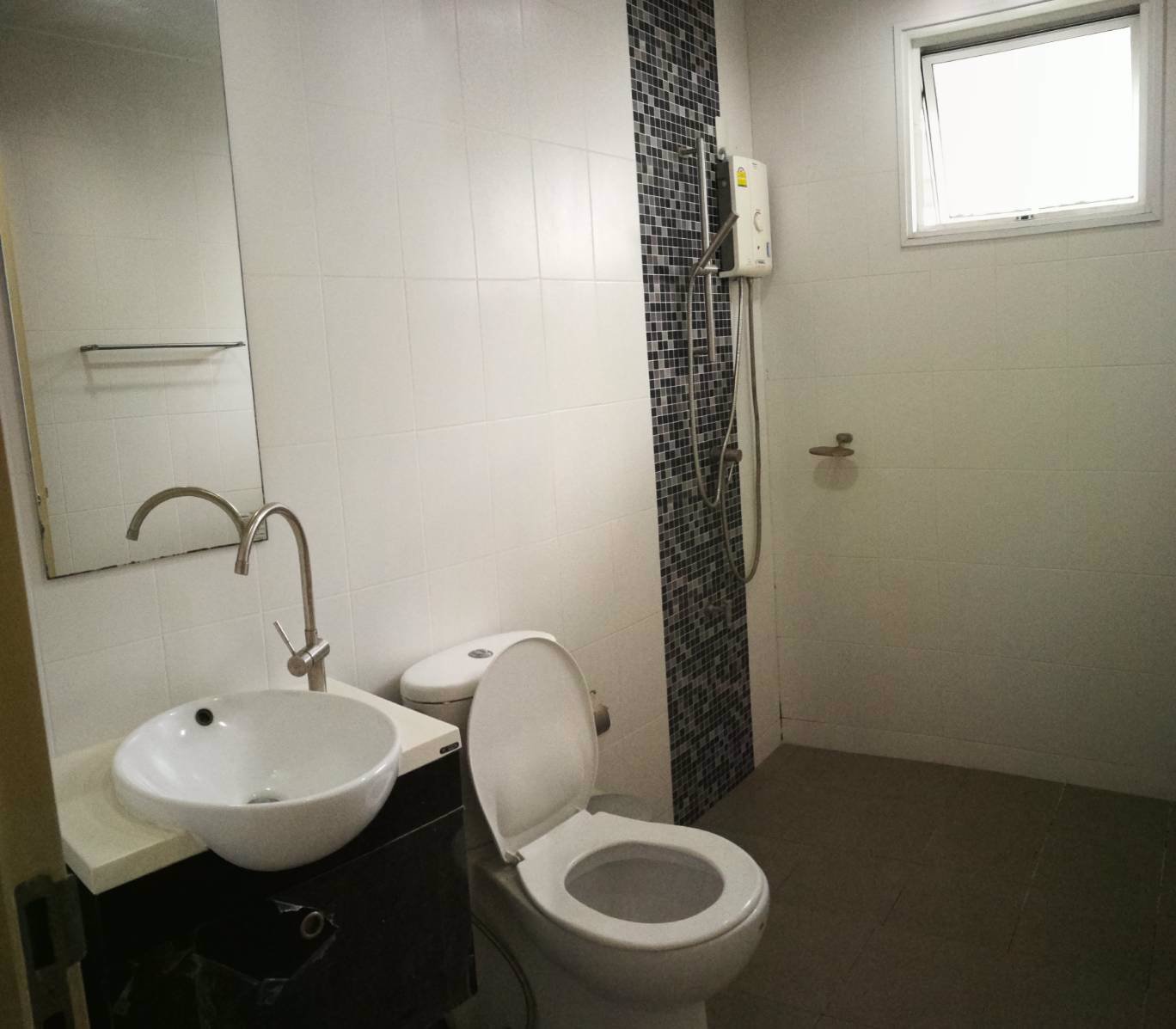 ขายบ้านเดี่ยว-2-ชั้น-100-ตรวา-ราคาถูก-หมู่บ้านฮาบิเทีย-ปัญญาอินทรา-ถนนปัญญาอินทรา-เขตคลองสามวา-ใกล้