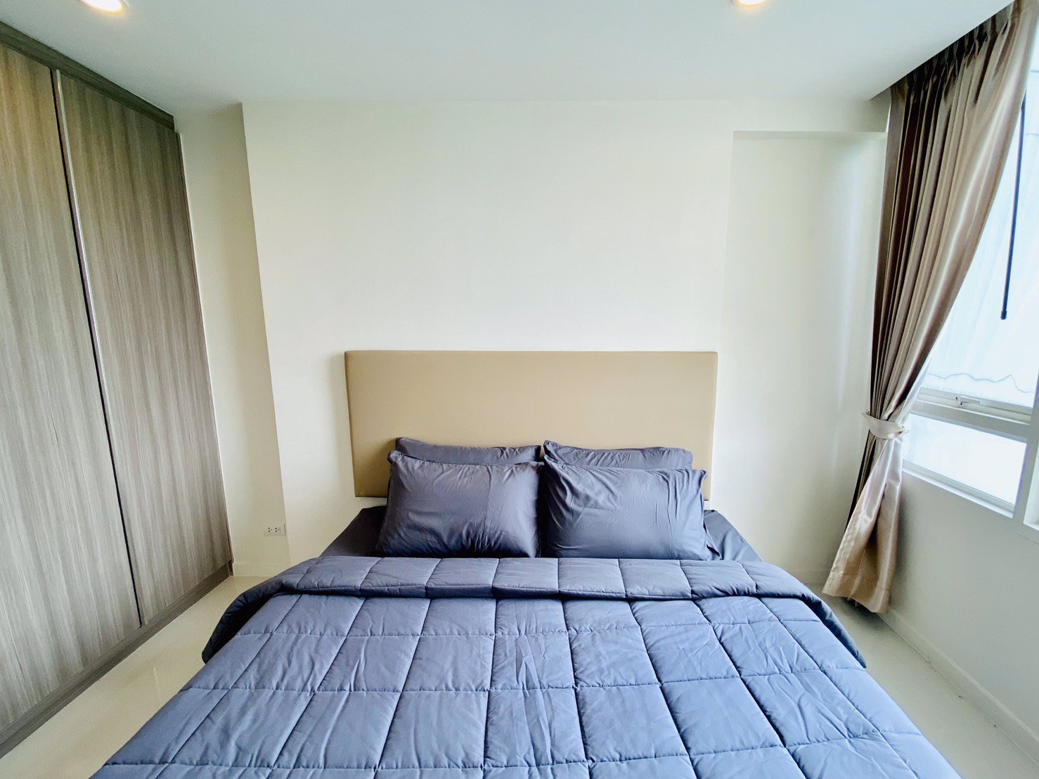 ขาย-ปล่อยเช่า-elements-srinakarin-condo