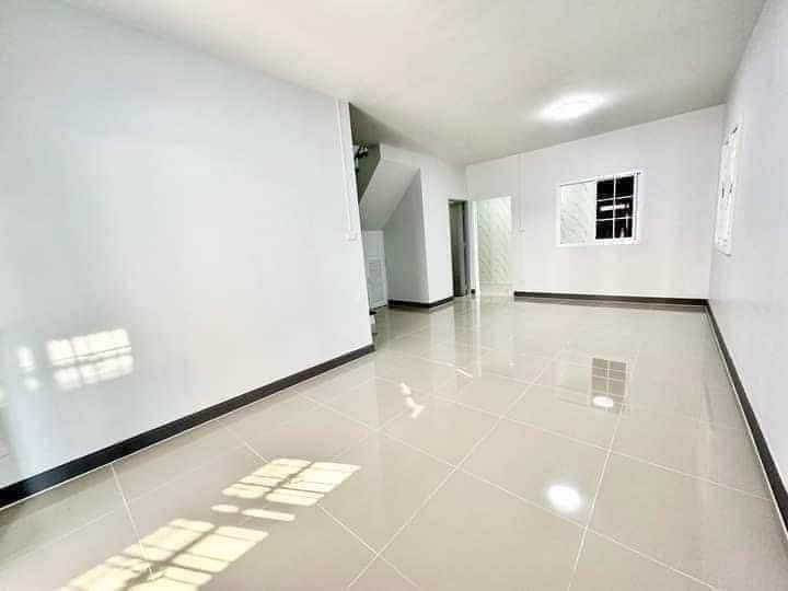 ขายทาวน์เฮ้าส์-หลังมุม-2-ชั้น-หมู่บ้านพฤกษา-57-ลำลูกกา-คลอง3-