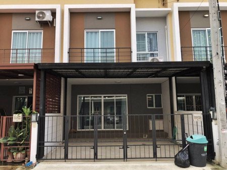 ขายทาวน์โฮม-2-ชั้น-หมู่บ้านดิเอสเซนส์-ราชพฤกษ์-วงแหวน-ถนนบ้านกล้วย-ไทรน้อย-เนื้อที่-186-ตรวา-พร้อมเข้าอยู่-ติดต่อคุณเอ๋-โทร061-424-8914