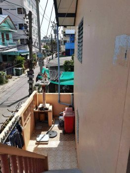 ขายหอพัก-ขนาด-42-ตรวา-ในซอยหมู่บ้าน-ลิขิต-7-ซอย-1-ผู้เช่าเต็มตลอด-เหมาะสำหรับลงทุน-สนใจติดต่อ-คุณเอ๋-โทร081-434-5154