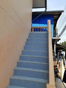 ขายหอพัก-ขนาด-42-ตรวา-ในซอยหมู่บ้าน-ลิขิต-7-ซอย-1-ผู้เช่าเต็มตลอด-เหมาะสำหรับลงทุน-สนใจติดต่อ-คุณเอ๋-โทร081-434-5154