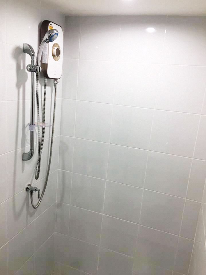 ให้เช่า-เดอะนิช-ไอดี-เสรีไทย-วิวสระ-เฟอร์ครบ-พร้อมเข้าอยู่-line-feelgoodhome