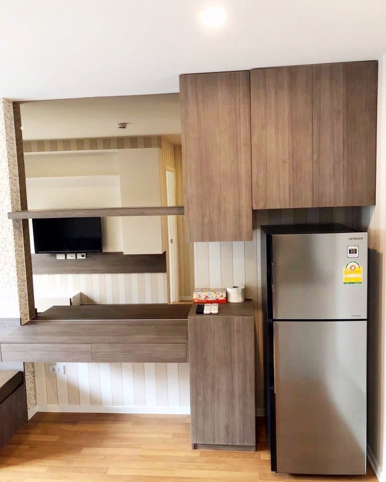 ให้เช่า-ลุมพินี-เพลส-บางนา-กม3-หลังเซ็นบางนา-1-ห้องนอน-พิเศษ-วิวสระน้ำ-line-feelgoodhome