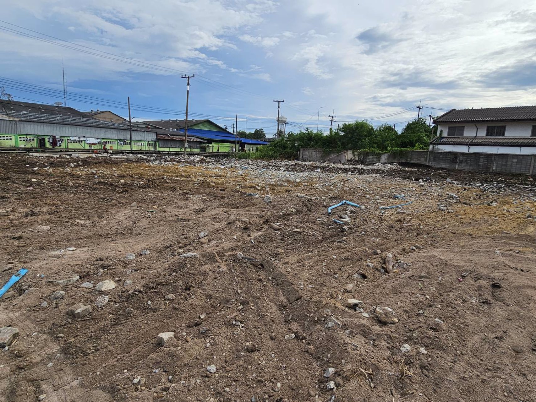 ขายที่ดินพร้อมสิ่งปลูกสร้าง-ติดคลองดำเนินสะดวก-ราชบุรี