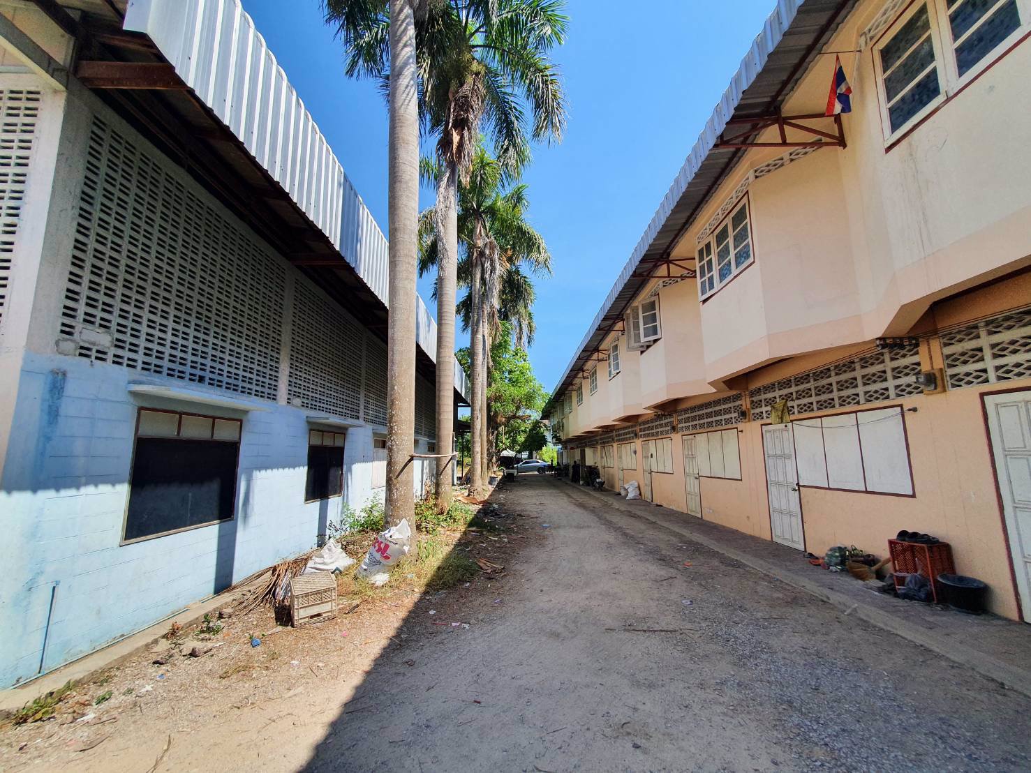 ขายที่ดินพร้อมสิ่งปลูกสร้าง-ติดคลองดำเนินสะดวก-ราชบุรี