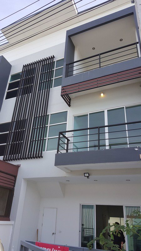 ขายหรือให้เช่า-โฮมออฟฟิศ-ถนนศรีนครินทร์-ใกล้ทางขึ้นลงวงแหวนกาญจนาฯ