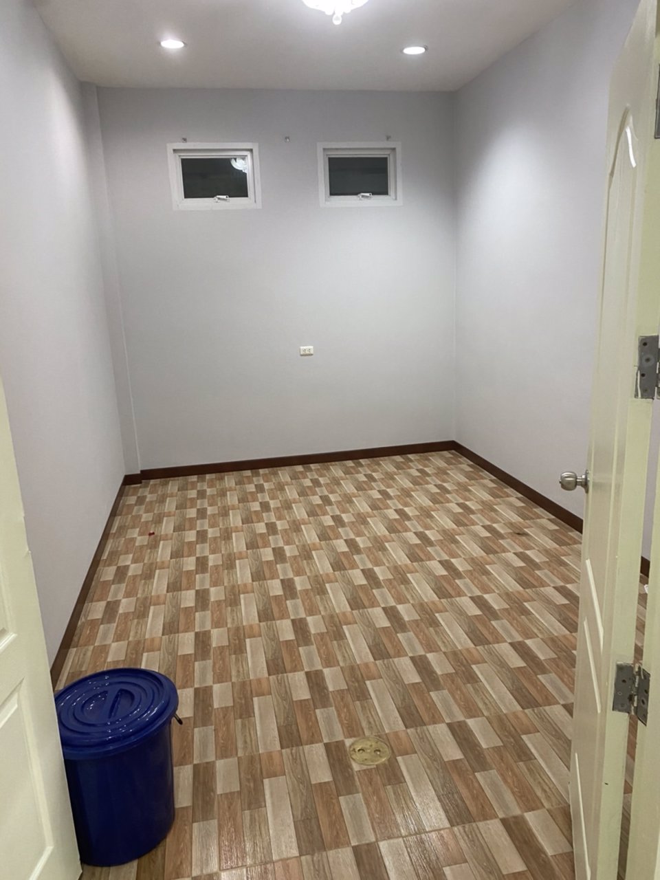 ขายทาวน์เฮ้าส์-3-ชั้น-ขนาด-245-ตรว