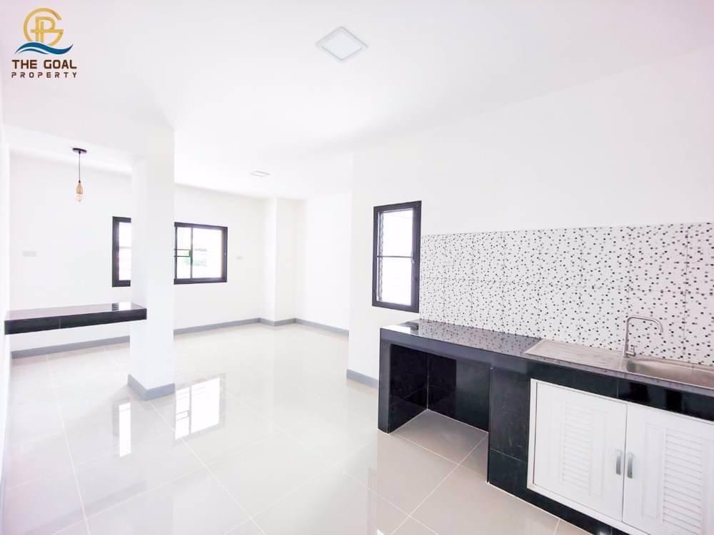 บ้านเดี่ยว-3-ชั้น-สร้างใหม่วัสดุดีเยี่ยม-ใกล้รถไฟฟ้าสายสีเขียว-และสีเหลือง-ด้วยน๊า-‼