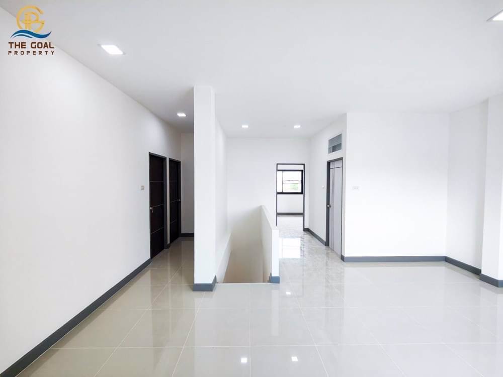 บ้านเดี่ยว-3-ชั้น-สร้างใหม่วัสดุดีเยี่ยม-ใกล้รถไฟฟ้าสายสีเขียว-และสีเหลือง-ด้วยน๊า-‼