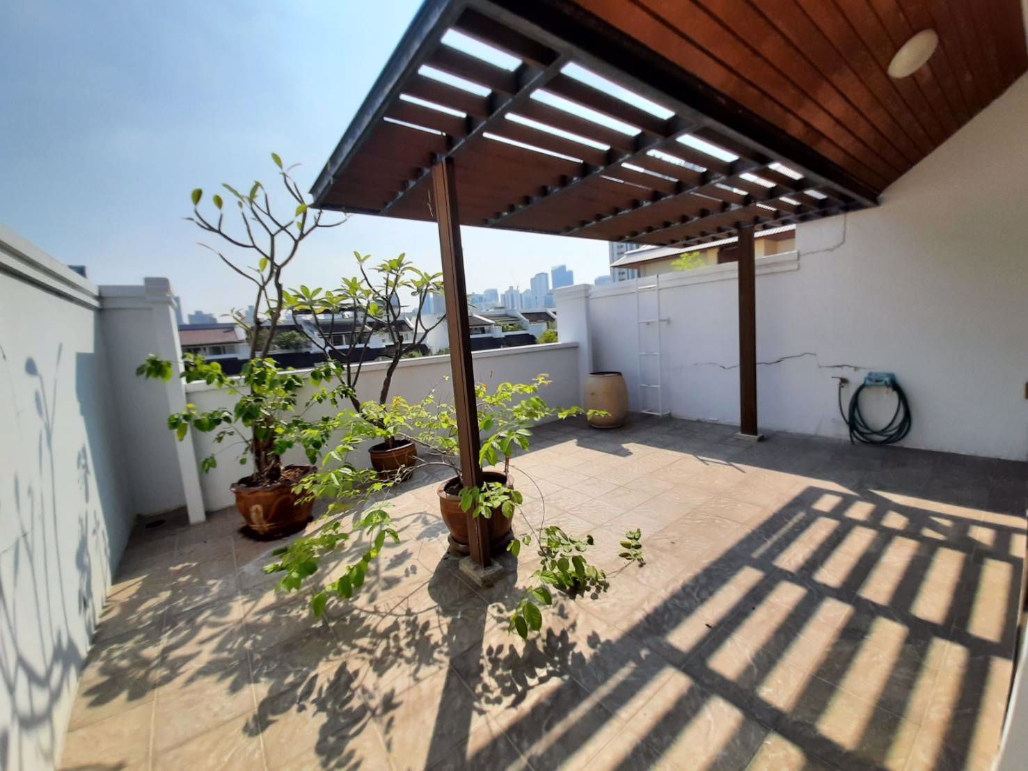 townhouse-for-sale-in-sukhumvit-31-promphong-bts-using-area-approx-350-sqm-land-34-sqwa