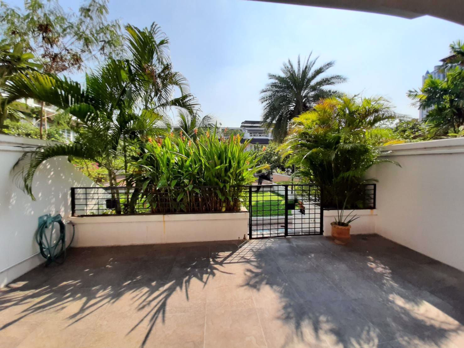 townhouse-for-sale-in-sukhumvit-31-promphong-bts-using-area-approx-350-sqm-land-34-sqwa