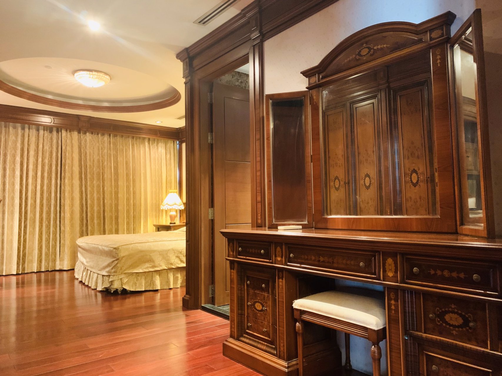 เพนท์เฮาส์-คอนโดย่านสุขุมวิท-31-3-ห้องนอน-4-ห้องน้ำ-1-ห้องแม่บ้าน-40063-ตรม