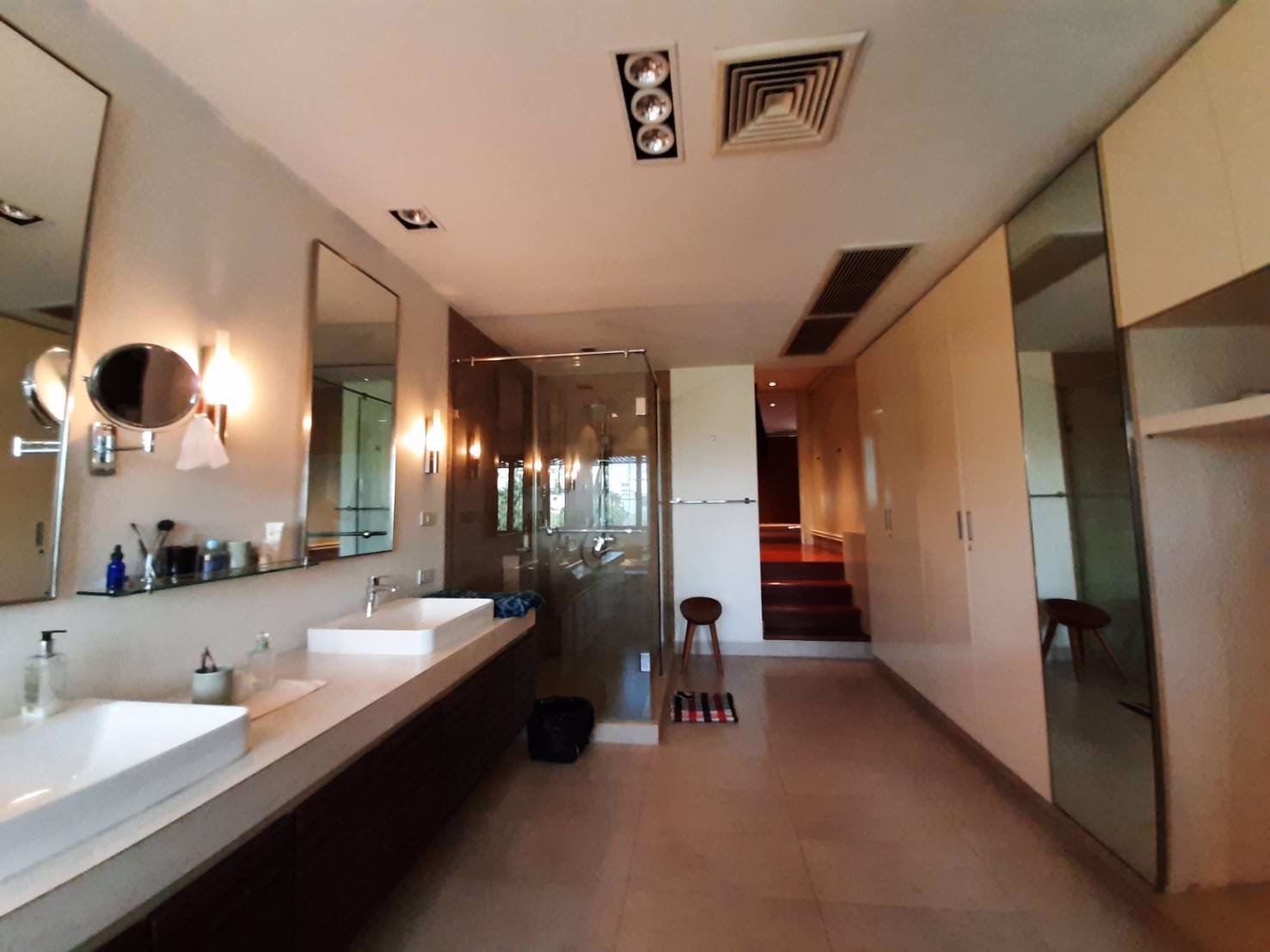 ขายด่วน-ทาวเฮ้าส์-สุขุมวิท-31-มี-3-ห้องนอน-3-ห้องน้ำ-350-ตรม-ที่ดิน-34-ตรว-ใกล้-bts-พร้อมพงษ์