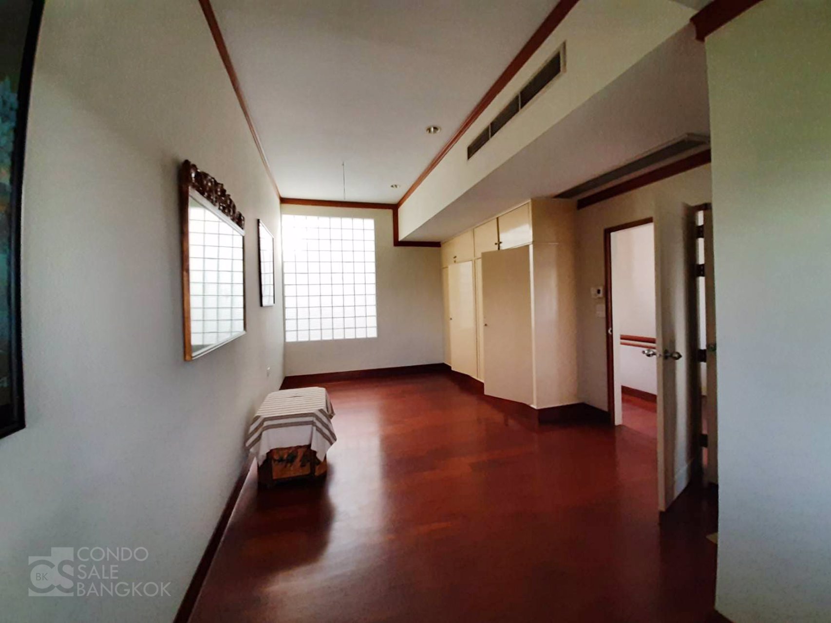 ขายด่วน-ทาวเฮ้าส์-สุขุมวิท-31-มี-3-ห้องนอน-3-ห้องน้ำ-350-ตรม-ที่ดิน-34-ตรว-ใกล้-bts-พร้อมพงษ์