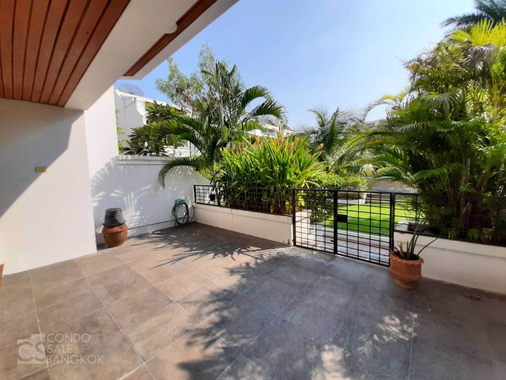 ขายด่วน-ทาวเฮ้าส์-สุขุมวิท-31-มี-3-ห้องนอน-3-ห้องน้ำ-350-ตรม-ที่ดิน-34-ตรว-ใกล้-bts-พร้อมพงษ์