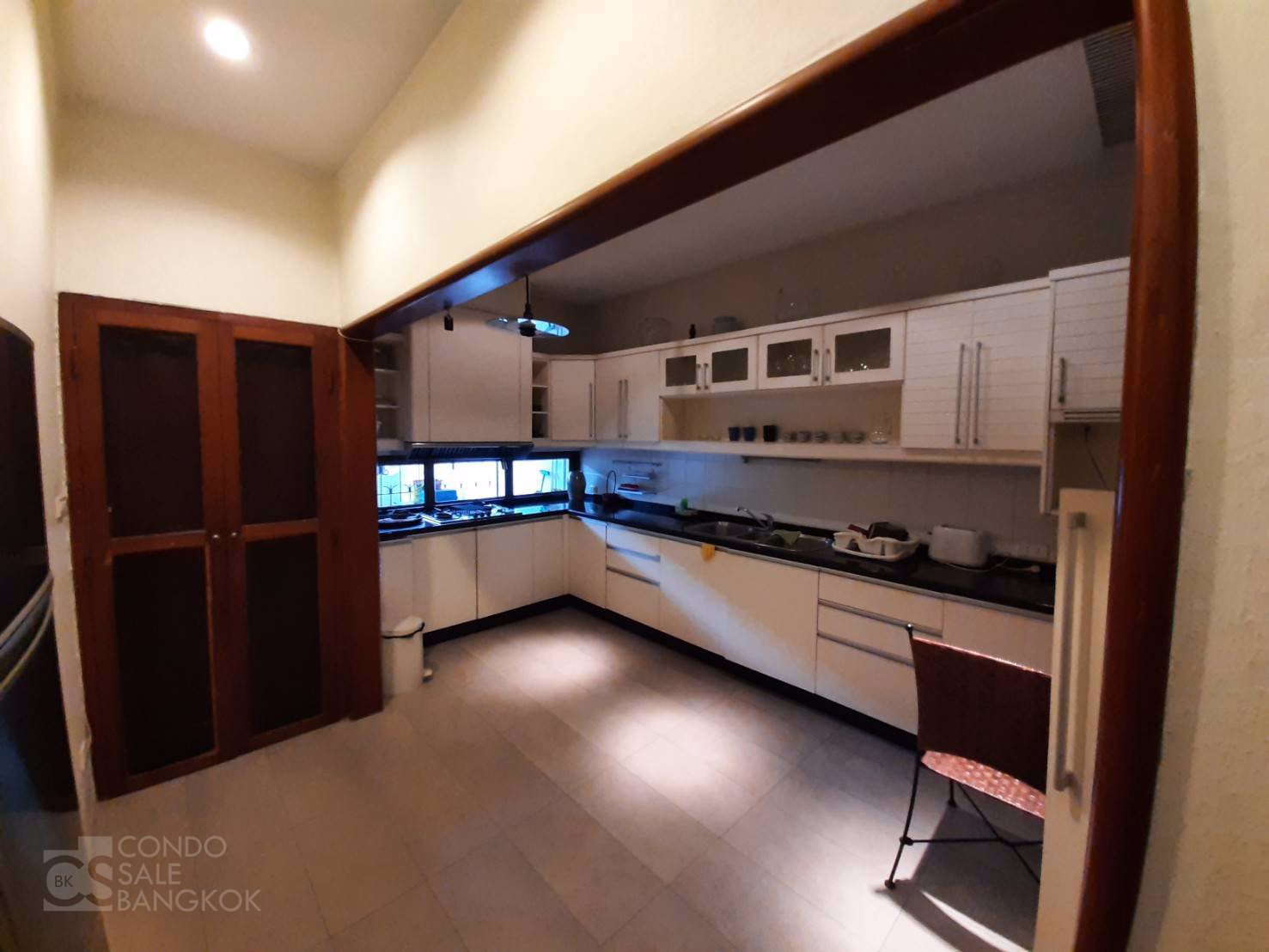 ขายด่วน-ทาวเฮ้าส์-สุขุมวิท-31-มี-3-ห้องนอน-3-ห้องน้ำ-350-ตรม-ที่ดิน-34-ตรว-ใกล้-bts-พร้อมพงษ์