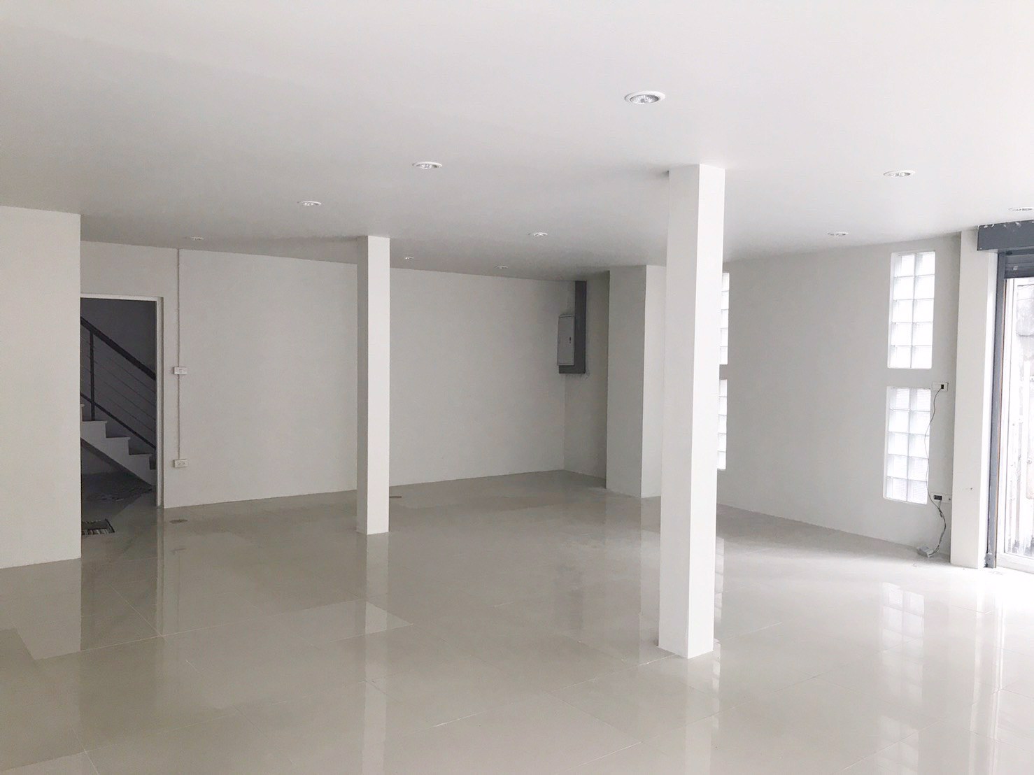 ขาย-อาคารพาณิชย์-ถนนจันทน์-สาทร-กรุงเทพมหานคร