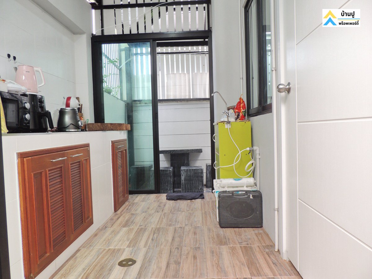 ขายทาวน์โฮมย่านลาดกระบัง-เดอะ-ธาม-2-the-thamm-2-อ่อนนุช-มอเตอร์เวย์-หลังริม-หลังบ้านวิวสวน