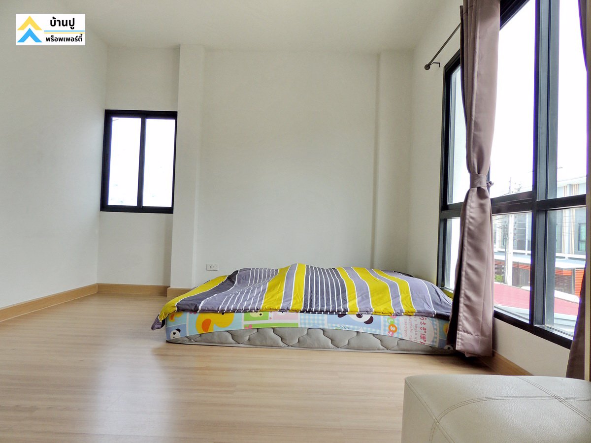 ขายทาวน์โฮมย่านลาดกระบัง-เดอะ-ธาม-2-the-thamm-2-อ่อนนุช-มอเตอร์เวย์-หลังริม-หลังบ้านวิวสวน