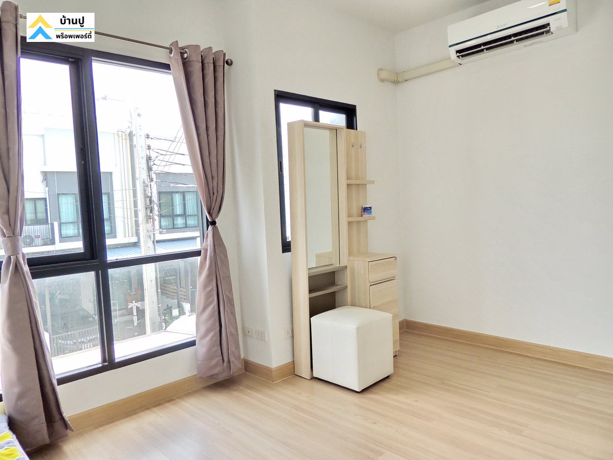 ขายทาวน์โฮมย่านลาดกระบัง-เดอะ-ธาม-2-the-thamm-2-อ่อนนุช-มอเตอร์เวย์-หลังริม-หลังบ้านวิวสวน