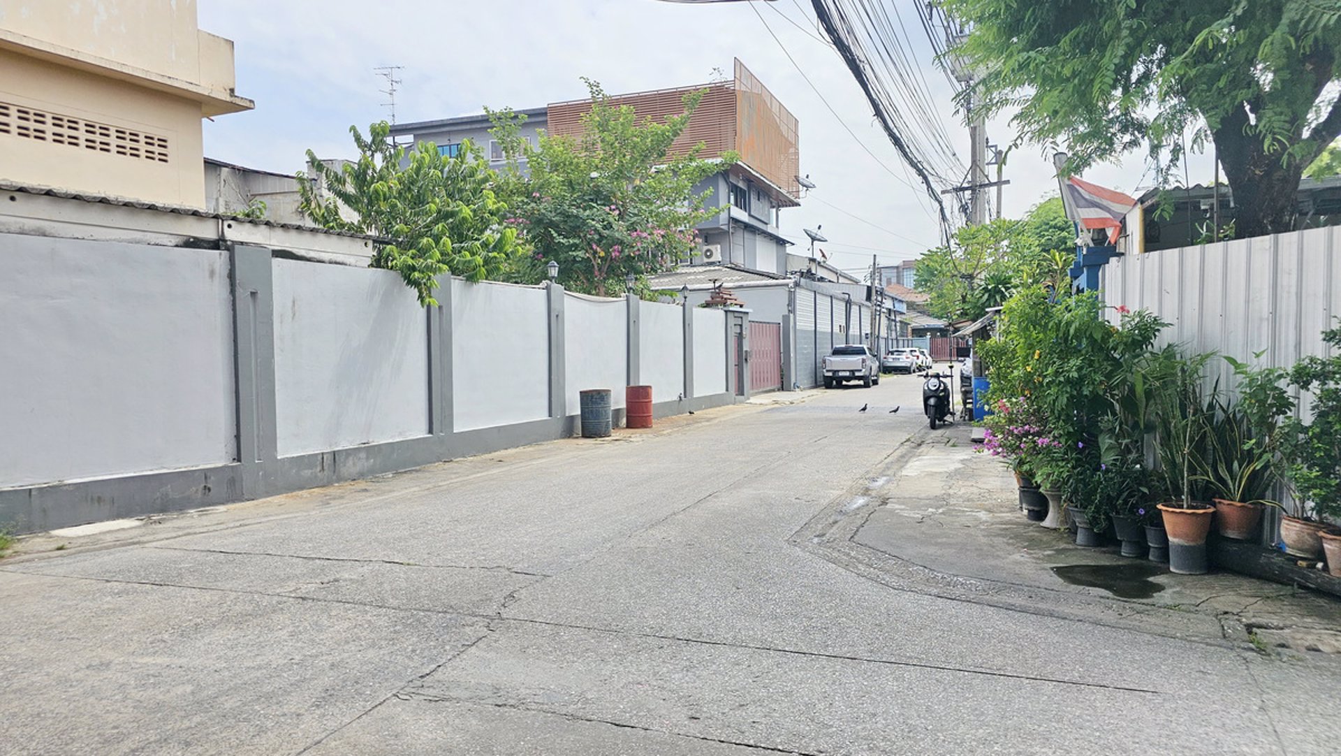 ขายอาคาร-4-คูหา-4-ชั้นพร้อมชั้นลอย-ซอยเพชรเกษม-28-ใกล้รถไฟฟ้าสถานีบางหว้าและบางไผ่