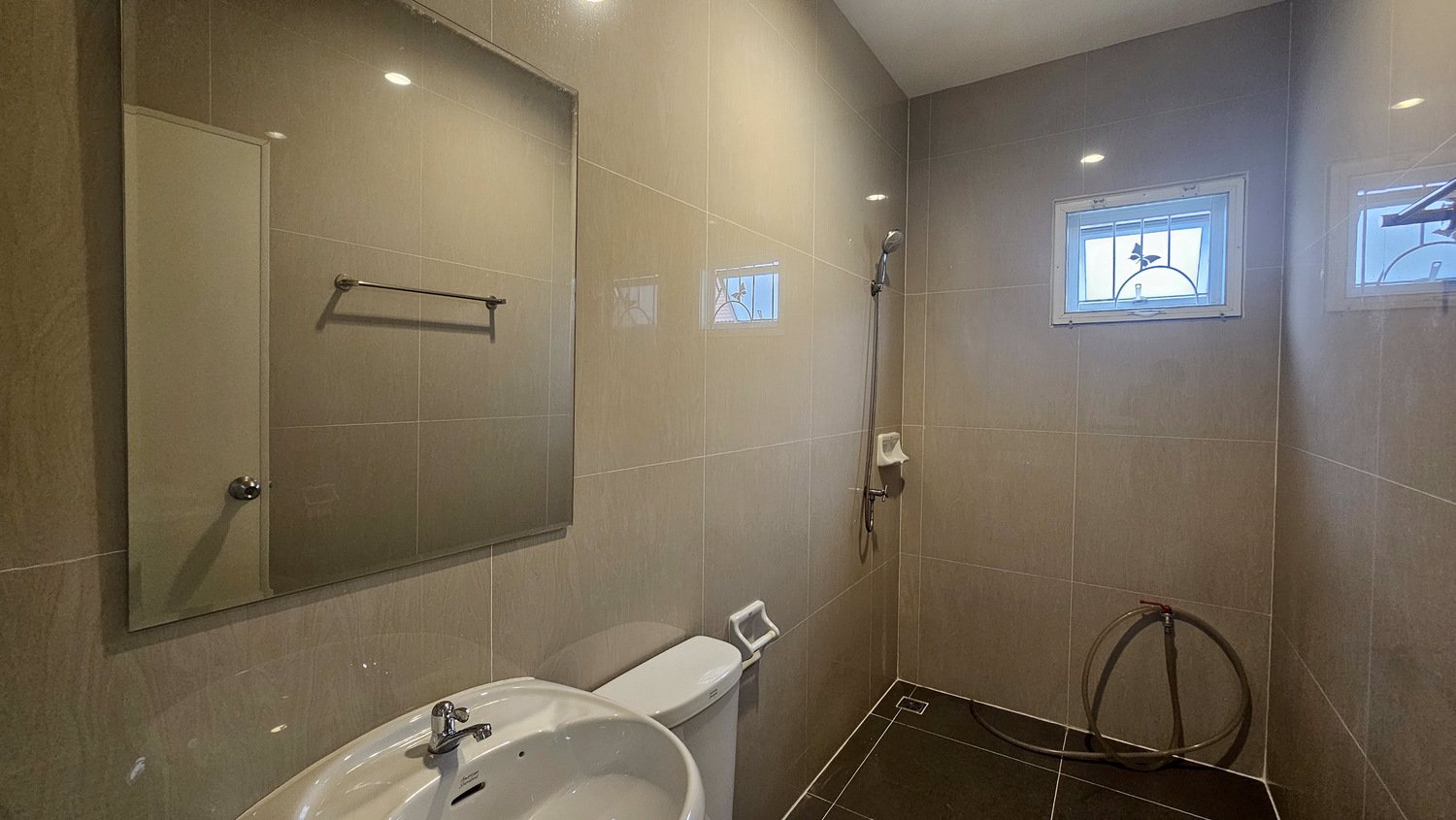 บ้านราชพฤกษ์-สุวรรณภูมิ-ลาดกระบัง-ทาวน์โฮม-2-ชั้น-หลังมุมสวยพร้อมอยู่-ฉลองกรุง-61-กรุงเทพ