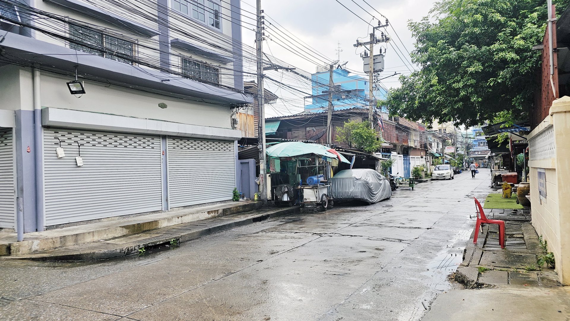 อาคาร-4-ชั้นมีดาดฟ้า-ทำเลทอง-ถนนกรุงธนบุรี-ซอย-1-ใกล้ไอคอน-สยาม-และรถไฟฟ้าวงเวียนใหญ่