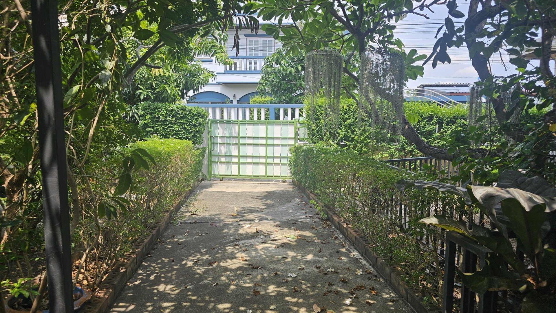 ขายที่ดินพร้อมบ้านสวนซอยอ่อนนุช-53-แยก-1-6-แขวงประเวศ-เขตประเวศ-กรุงเทพ