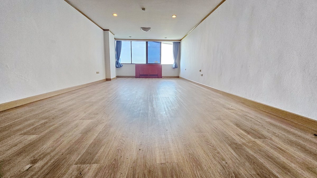 รอยัลไนน์-เรสซิเดนท์-royal-nine-residence-คอนโด-ถนนพระราม-9-ซอย-17-ชั้น-22-ห้องใหญ่-85-ตรม