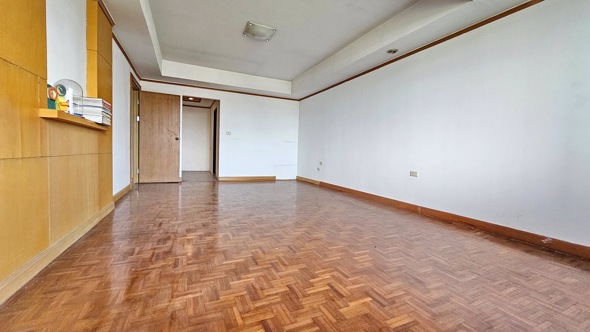 รอยัลไนน์-เรสซิเดนท์-royal-nine-residence-คอนโด-ถนนพระราม-9-ซอย-17-ชั้น-22-ห้องใหญ่-85-ตรม