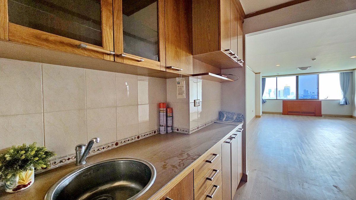 รอยัลไนน์-เรสซิเดนท์-royal-nine-residence-คอนโด-ถนนพระราม-9-ซอย-17-ชั้น-22-ห้องใหญ่-85-ตรม